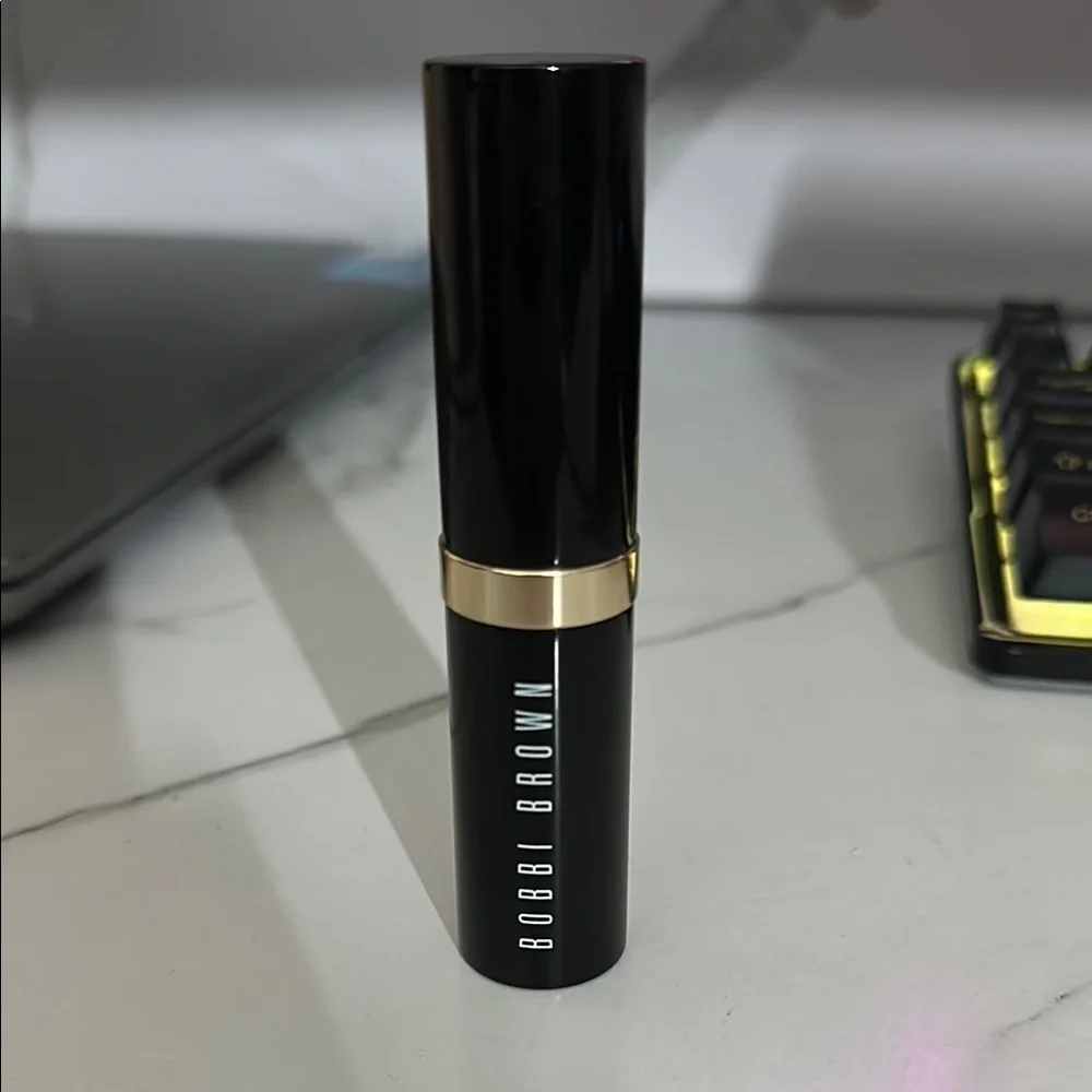 Bobbi Brown C-096 Cool Walnut Skin Foundation Stick .31 oz
